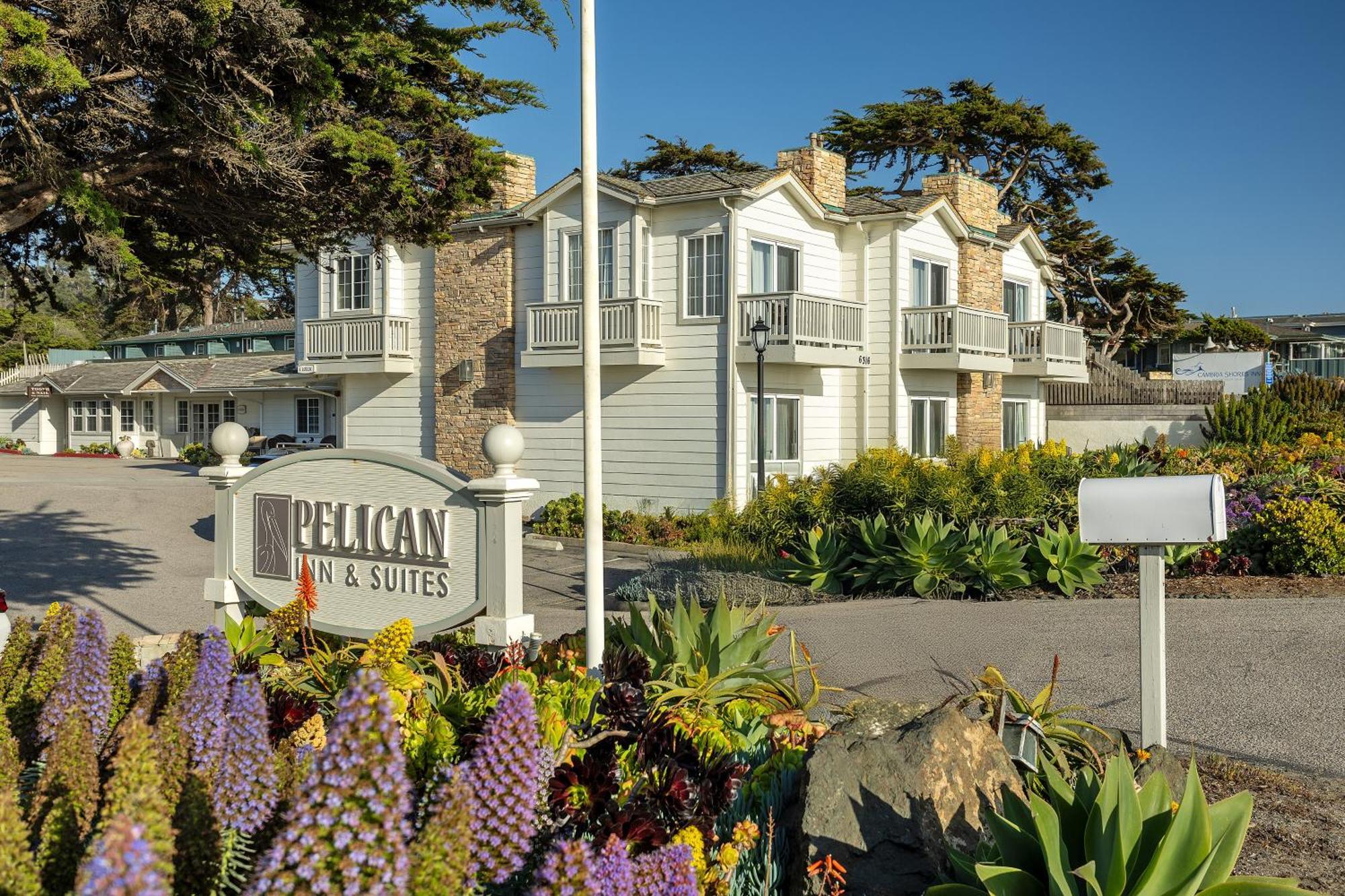 Pelican Inn & Suites Cambria Exterior photo